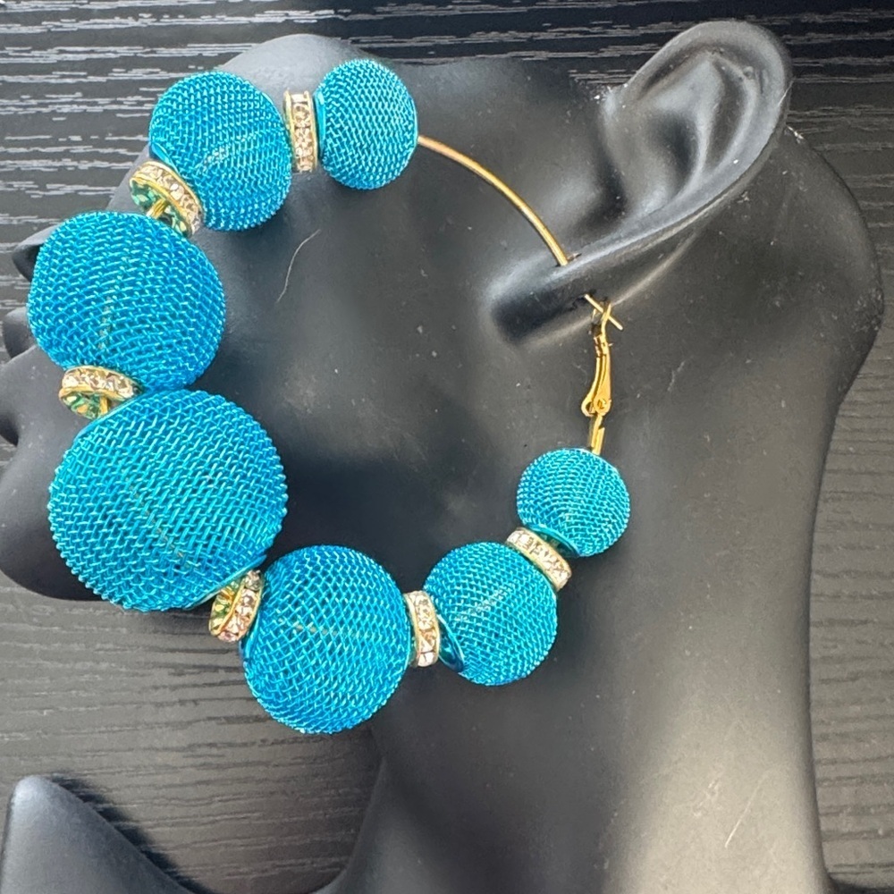 Elegant Blue Beaded Hoop Earrings. 0512 - Picture 1 of 1